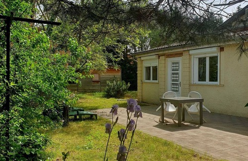 Decines-Charpieu Apartment | Cosy studio in house with garden Near Eurexpo/Groupama Stadium/LDLC Arena