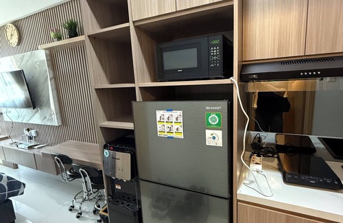 Lubuk Baja Apartment | Cosy Studio near BCS & Grand Batam Mall - with Netflix & free wifi