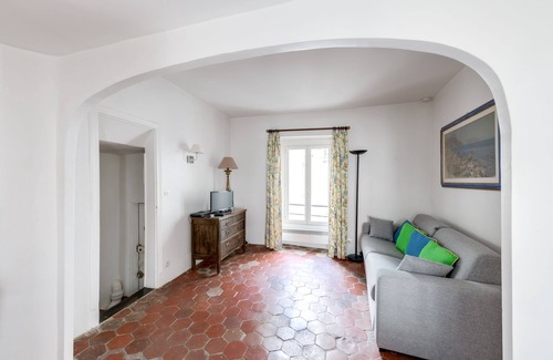 Notre Dame Apartment | Cosy Studio on Ile de la Cité - Notre Dame Cathedral