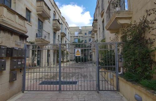 Xewkija Apartment | Cosy two bedroom maisonette