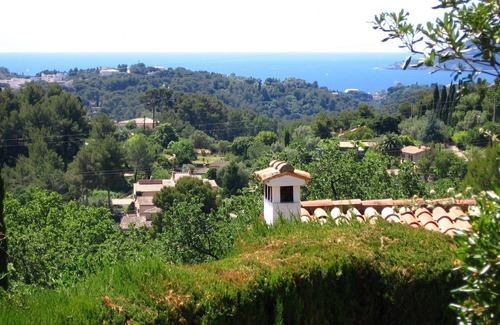 Mougins House | Côte d'Azur - Near Cannes, detached, charming holiday home with sea views