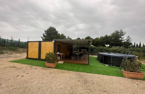 Aguilas RV Rental | Cottage 10 minutes from the beach in a private plot for your enjoyment.