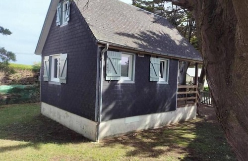Portbail House | Cottage 100 m from the sea