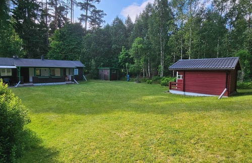 Kolmarden Ski Chalet | Cottage & 1200m² Garden
