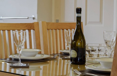 Cwrt Cottage | Cottage ∙ 3 bedrooms ∙ 6 guests