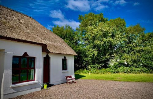 Killarney House | Cottage 33 Old Killarney Village Killarney V93K66X