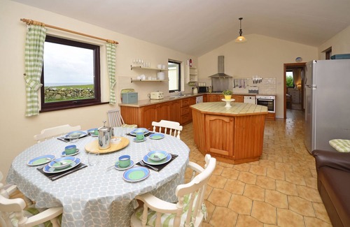 Omey Island Cottage | Cottage 383 - Claddaghduff - sleeps 8 guests in 4 bedrooms