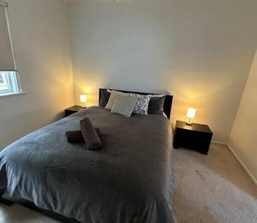 Nelson Bay Apartment | Cottage 3mn walk CBD/Marina. Wifi,AC, pet-friendly