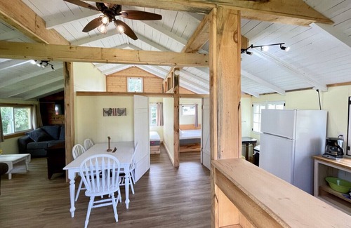 Campbellford Cabin | Cottage #5 - Catch More Resort