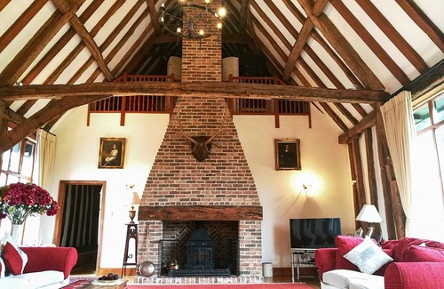 Needham Market Cottage | Cottage ∙ 8 bedrooms ∙ 22 guests