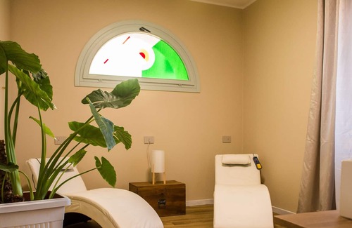 Crabbia Cottage | Cottage Adults Only: garden, view, breakfast, Hydro Spa