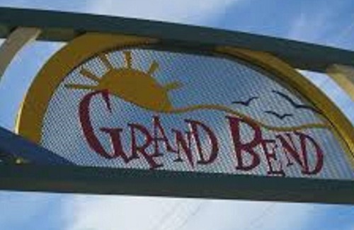 Grand Bend House | COTTAGE AVAILABLE FOR RENT IN THE VILLAGE OF GRAND BEND