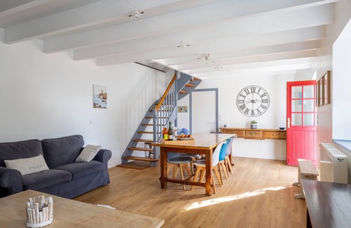 Perros-Guirec House | Cottage by the Sea – The Little Houses of Clarté