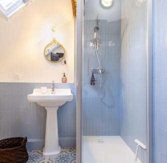 Moret-sur-Loing House | Cottage calme et climatisé au cœur de Moret