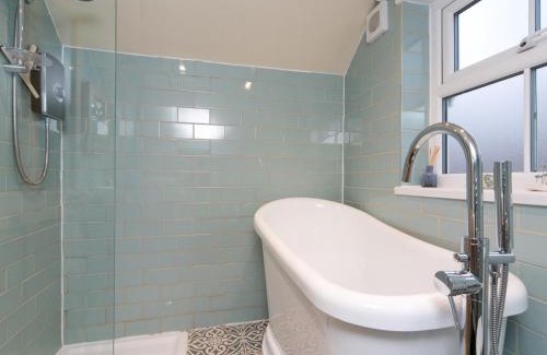 Penmon House | Cottage close To Coastal Path & Puffin Island Pass the Keys