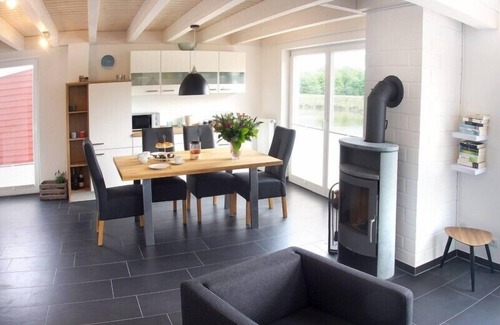 Nordhorn House | Cottage close to the beach, fireplace, sauna, whirlpool, Wi-Fi incl.