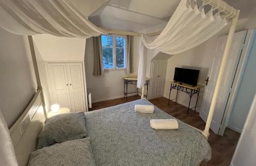 Ardon House | Cottage en duplex meublé au calme proche Orleans
