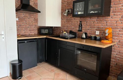 Ardon House | Cottage en duplex meublé au calme proche Orleans