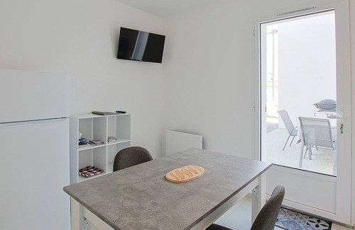 Bretignolles-sur-Mer Cottage | Cottage 'Gîte Les Oyats' with Terrace, Garden & Wi-Fi