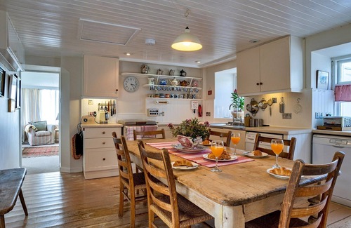 Saint Erth Praze Cottage | Cottage in Praa Sands with Stunning Sea Views