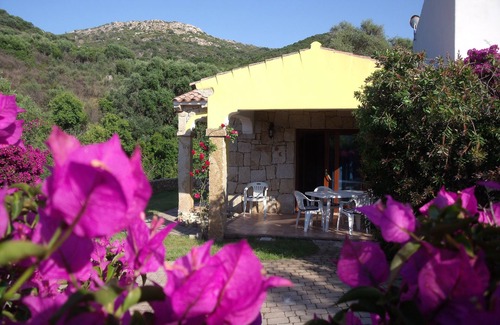Lu Lioni House | Cottage in the green San Teodoro