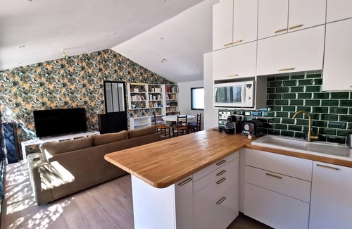 Palavas-les-Flots House | Cottage Les Mouettes, swimming pool, 10 min walk to the beach and center!