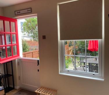 Wivenhoe House | Cottage of Content