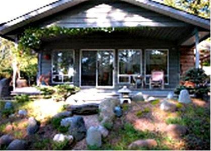 Salt Spring Island House | Cottage of Tranquility