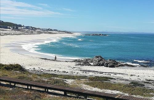 Yzerfontein Apartment | Cottage on Atlantic90