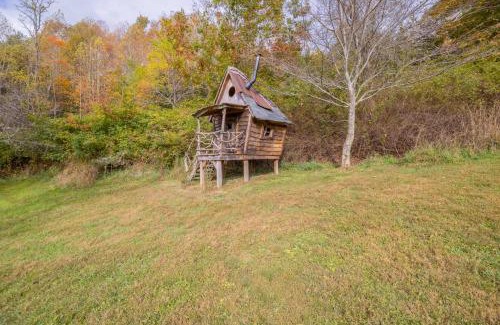 Damascus House | Cottage on Creeper Trail with Wide Open Acreage