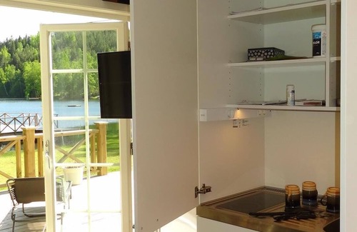 Nassjo Cabin | Cottage on lake plot with own dock, boat and sauna