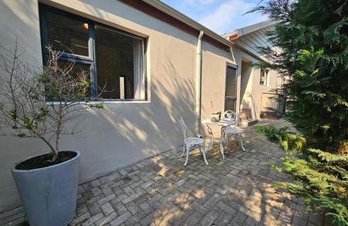 Summerstrand Apartment | Cottage on Nobbs