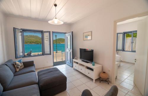Vathy House | Cottage on the Sea