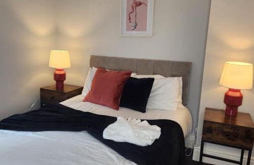 Birmingham Apartment | Cottage style 2 Bedroom Apt in City, near Utilita Arena & Free Parking