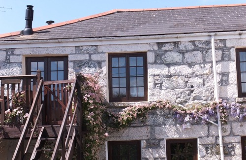 Mullion Apartment | Cottage-Style Apartment In Mullion, Lizard Peninsula, Cornwall, England