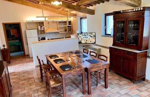 Montefiascone House | Cottage sul lago-3 camere 3 bagni Beltramonto