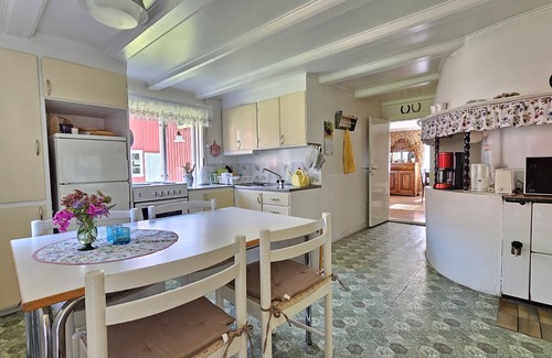 Orust Municipality Ski Chalet | Cottage surrounded by peaceful nature in Tegneby | SE09146