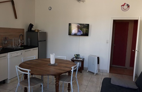Chennegy Cottage | cottage "the House of Eléonore" 20 minutes from Troyes