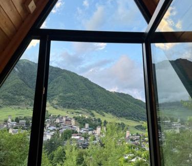 Bagvdanari Villa | Cottage TowerView in Mestia