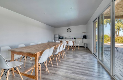 Faudoas House | Cottage 'Villa Virginie Gite 2' with Lake View, Wi-Fi and Air Conditioning