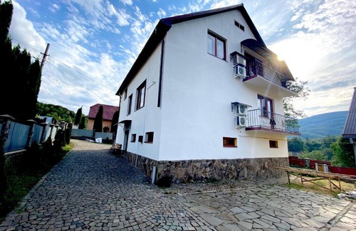 Transcarpathia Hotel | Cottage Wellwood