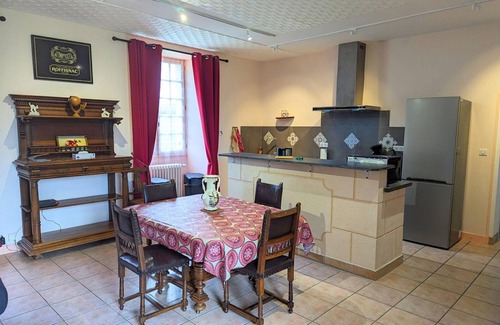 Cherves-Richemont Cottage | Cottage with 3 bedrooms, private garden, 12 bikes, near Cognac