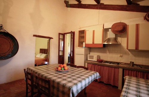 Magione Cottage | Cottage With Lake Views