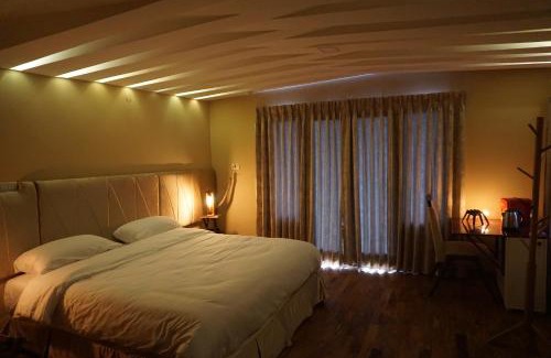 Kodaikanal Bed & Breakfast | COTTAGES BY THE CREEK.