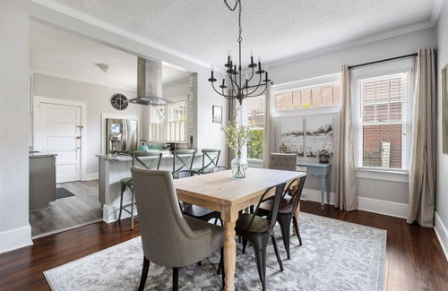 Columbia House | Cottontown 3BR | Mins to USC | Sleeps 6