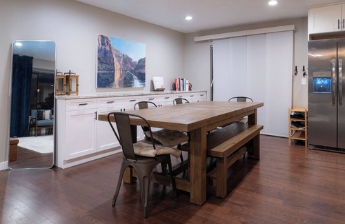 Sandy House | Cottonwood Access Ski Retreat - Spacious house in Sandy with a hot tub