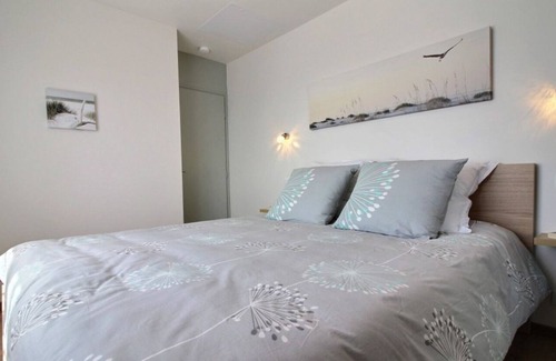 Roscoff Apartment | Couleurs du temps, 4 stars furnished tourist accommodation, in Roscoff with sea view