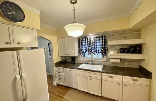 Benson House | Country Club Charm