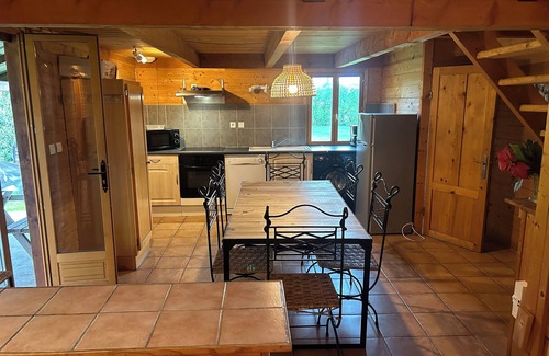 Ussel Ski Chalet | Country cottage set in wooded grounds with large indoor pool.