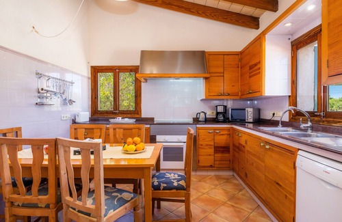Algaida Villa | Country Home Sa Torreta with Pool, Terrace, Wi-Fi & Air Conditioning